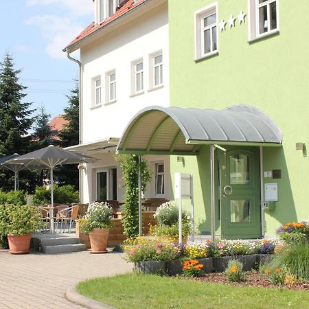 Lindenhof Hotel Thiendorf Bagian luar foto