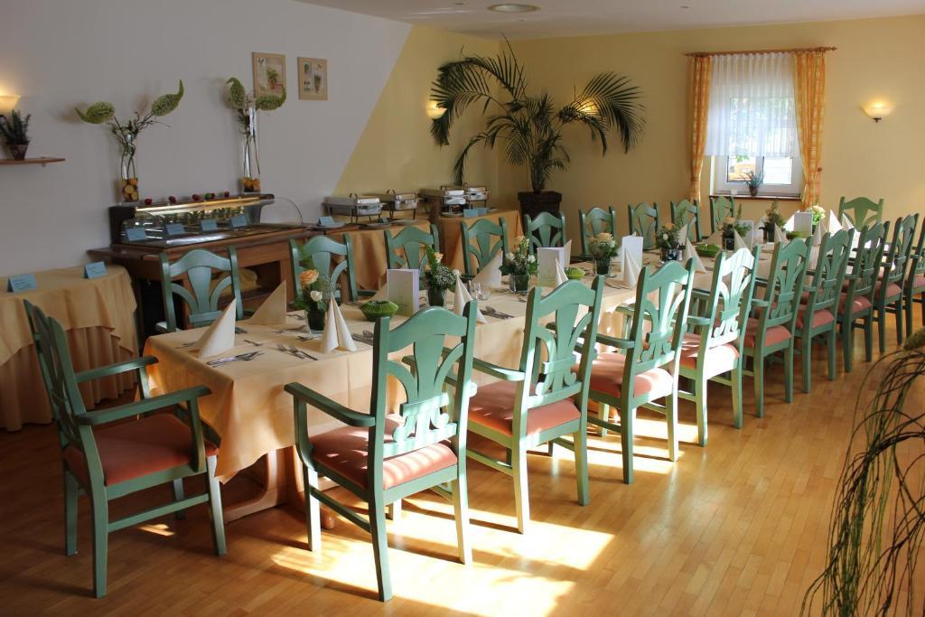 Lindenhof Hotel Thiendorf Bagian luar foto