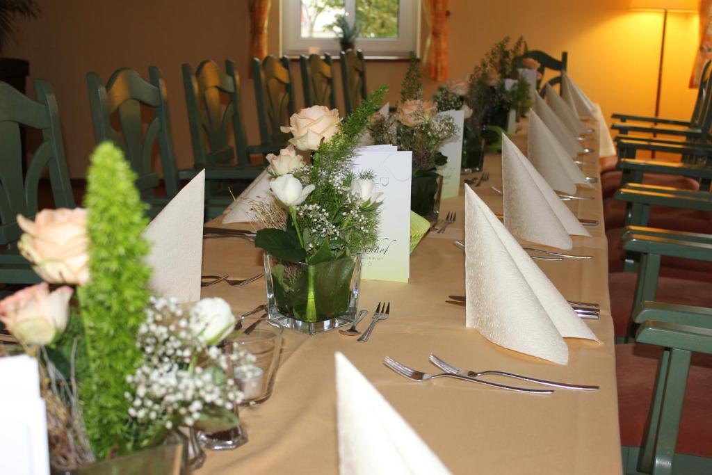 Lindenhof Hotel Thiendorf Bagian luar foto